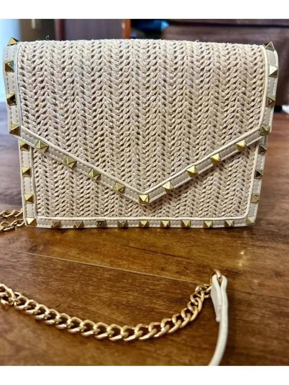 Boutique Studded Straw Crossbody Bag with Gold Chain